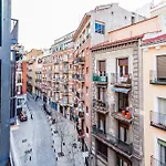 Livinginopera Apartamentos Escalinata