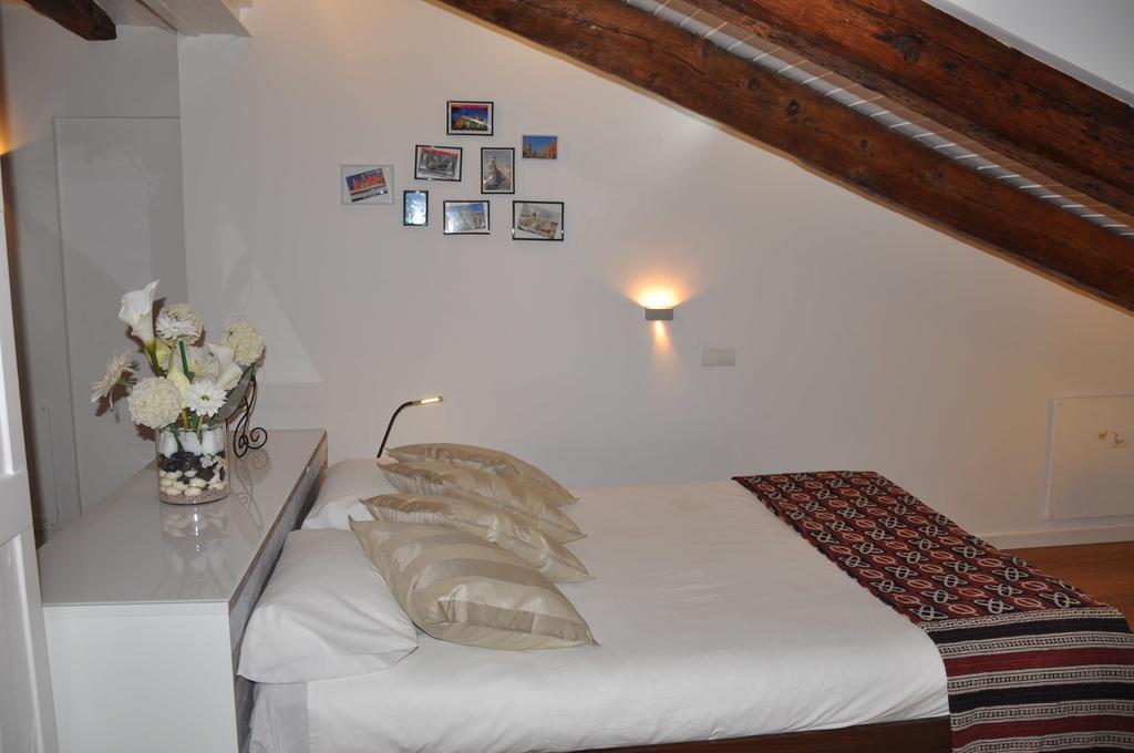 Apartamento Livinginopera Escalinata *