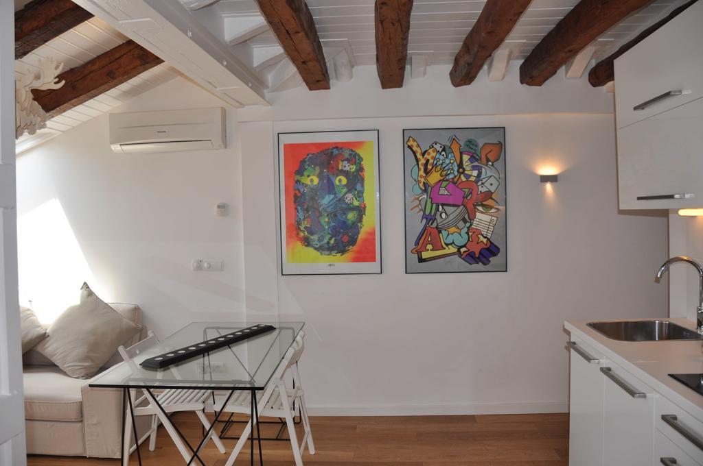 Apartamento Livinginopera Escalinata Madrid