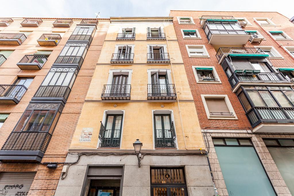 Livinginopera Escalinata Apartamento